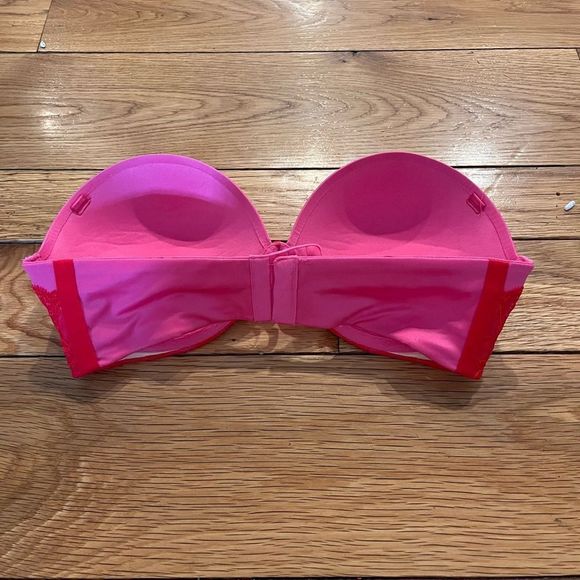 VS Strapless Lace Bra - Picture 2 of 4